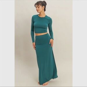 DEEP GREEN LS Crop Top and Maxi Skirt Set